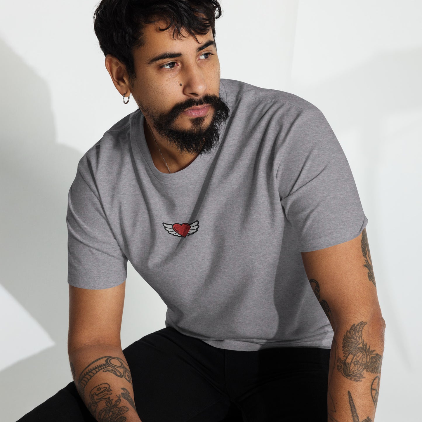 Men’s premium heavyweight tee Embroidery